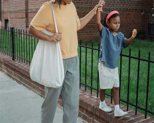 湿疹和热疹图片初期症状图片，4张高清图片，告诉你湿疹与热疹到底有何区别