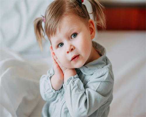 <strong>出生证高清图，新妈妈不知道出生证是什么样子？看完这张图片恍然大悟</strong>