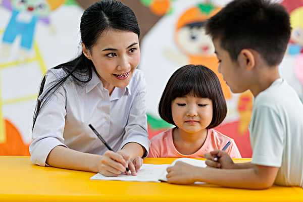 重庆西南医院三代试管是不是一对一的医生，重庆西南医院三代试管是不是一对