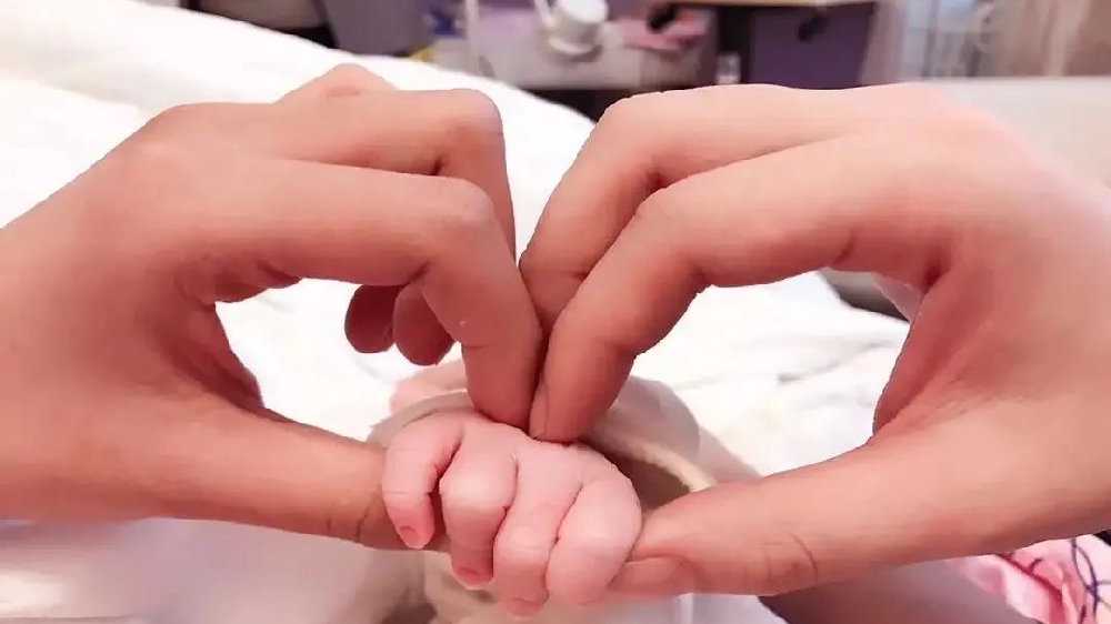 泰国试管婴儿预约电话，赴泰试管攻略!不靠中介自己怎么联系泰国bnh医院?