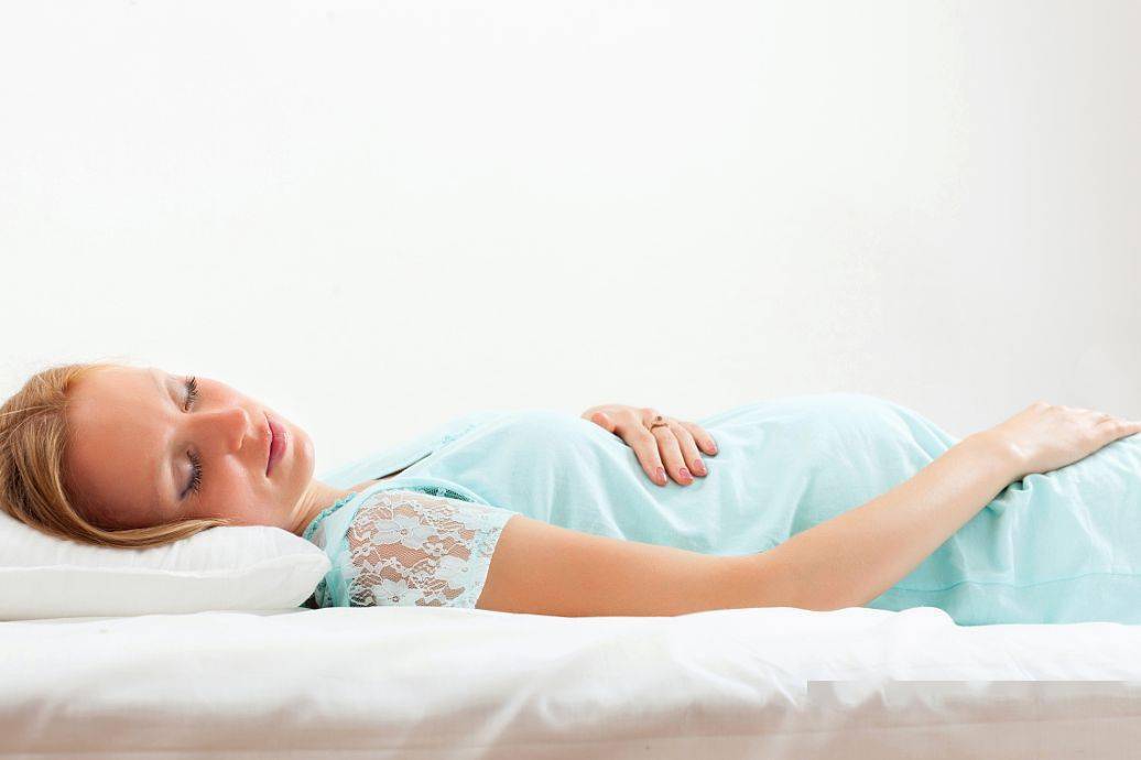 仁济宫腔镜都是谢晖亮吗，上海仁济医院找谢晖亮做宫腔镜的麻醉费多少钱？